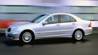 Mercedes-Benz Recalls 123K Vehicles For Sunroofs That Could Come Off