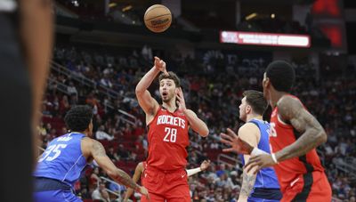 Podcast: Should the Rockets run more offense through Alperen Sengun?