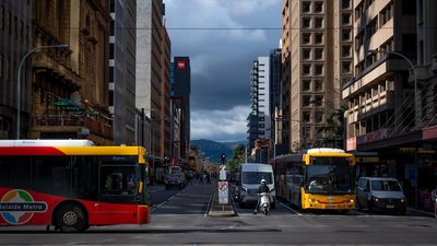 Bus drivers to strike in Adelaide but union denies timing is linked to post-holiday return to work