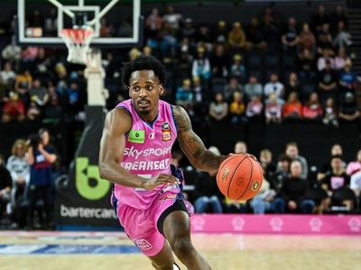 Breakers deny Wildcats at the death in NBL