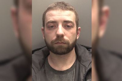 Jailed man leaps from dock at court and goes on run as police launch manhunt