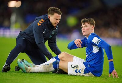 Nathan Patterson suffers fresh Everton injury blow with knee issue