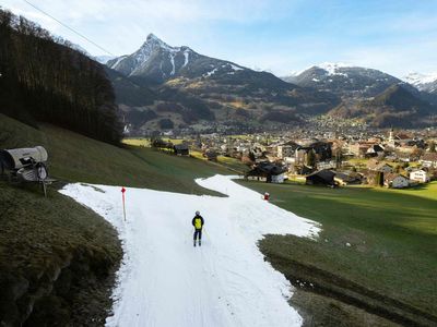 Half of France’s ski slopes closed after unseasonably warm winter temperatures