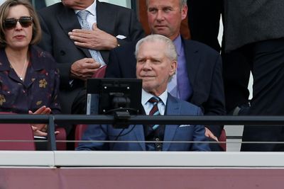 West Ham co-chairman Gold dead at 86 - club