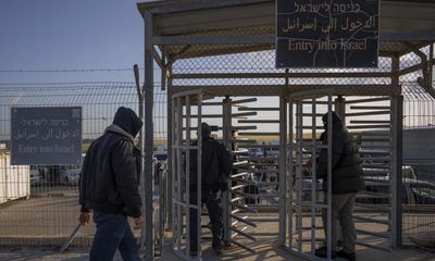 ‘It’s like another planet’: crossing the frontier from Gaza to work in Israel