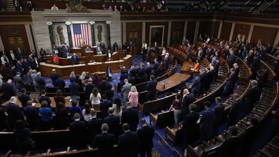 House adjourns after tense vote as McCarthy plays for more time