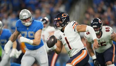 Bears QB Justin Fields will miss finale with hip strain