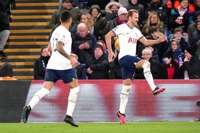 Harry Kane inspires Tottenham to thrashing of Crystal Palace in four-goal rout