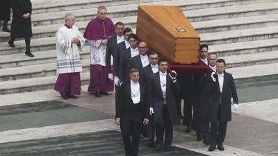 Thousands gather for Pope Emeritus Benedict XVI’s funeral