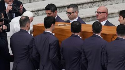Faithful mourn Benedict XVI at funeral presided over by Pope