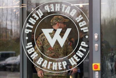 Wagner chief frees prisoners who fought in Ukraine for Russia