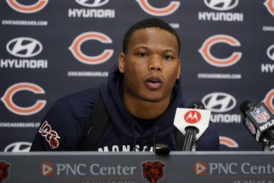 Matt Eberflus, Bears players share emotional reactions about Damar Hamlin