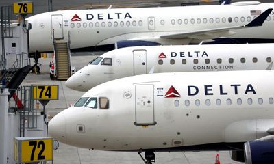 Delta workers accuse airline of ‘culture of fear’ amid attempts to unionize