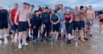 Ayrshire pub workers and customers raise over £2k at the polar plunge on New Year's Day