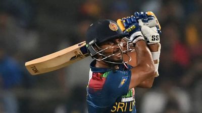 2nd T20I: Dasun Shanaka, Kusal Mendis power Sri Lanka to 206/6 against India