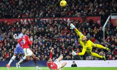 David de Gea salutes Manchester United making Old Trafford a fortress again