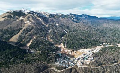 Warm weather leaves Balkan ski centres empty