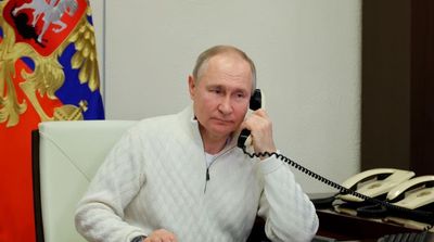 Putin Orders Ceasefire in Ukraine over Orthodox Christmas