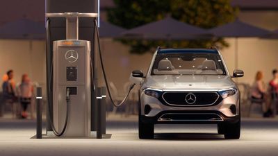 Mercedes Invests $1B For New EV Charging Network In North America