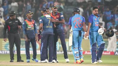 India vs Sri Lanka 2nd T20I Highlights: Axar Patel, Suryakumar Yadav heroics go in vain as all-round Dasun Shanaka keeps series alive