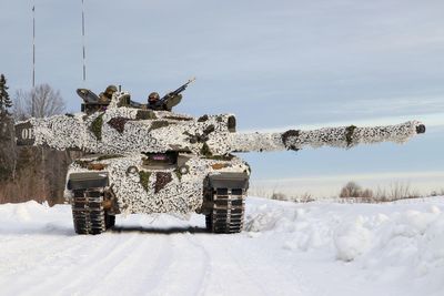 Foreign Secretary: Tanks may be part of future support for Ukraine