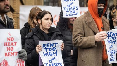 After two weeks with limited heat, some Logan Square tenants refuse to pay full rent