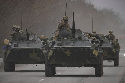 Germany to send armoured carriers, Patriot battery to Ukraine