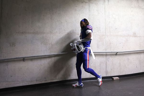 Damar Hamlin elicits flashback to chat with Darryl Stingley