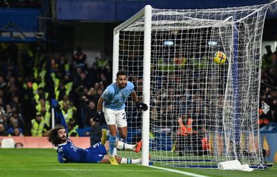 Man City beat Chelsea to close gap at top of Premier League