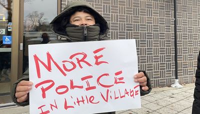 Little Village street vendors demand more police after recent armed robberies: ‘It’s really hurting our community’