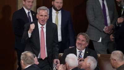 On 3rd long day of GOP House speaker fight, McCarthy fails again, and again, and ...