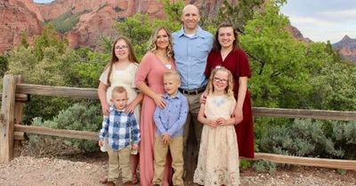 Dad shoots wife and 5 kids dead in horror murder-suicide after divorce filed