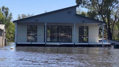 SA Riverland shack owner find surprising power bill in despite disconnections