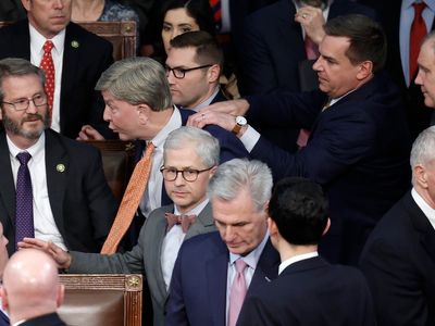 House speaker vote – live: Kevin McCarthy still short of majority after Gaetz, Boebert and more remain defiant