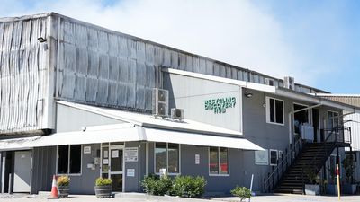 Canberrans' reuseable waste sent to Sydney for recycling after fire destroyed ACT facility