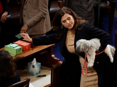 Congresswoman evokes ‘day 3 vibes’ and carries her dog to House floor as Speaker crisis drags on