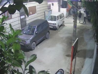 Delhi Kanjhawala Death Case: CCTV Visuals Show Ashutosh Met With Accused After Incident