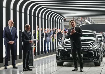With Tesla trailing in China, Musk unleashes price war with Warren Buffett’s BYD