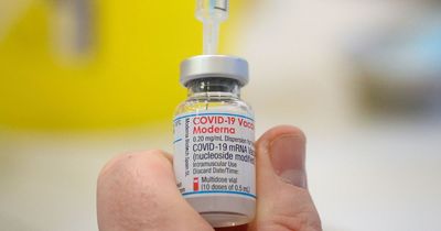 Expert warns new Covid subvariant could make vaccines 'less effective'