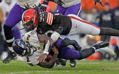 Jadeveon Clowney refused to play on first and second down vs. Ravens