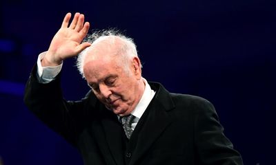 Daniel Barenboim to resign from Berlin State Opera role due to poor health