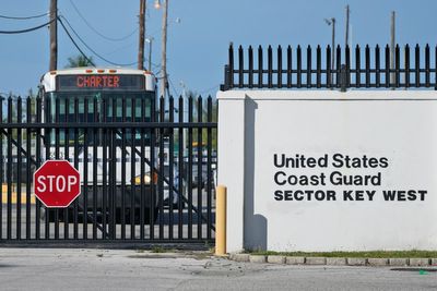 DeSantis activates state guard as migrants flow into Florida