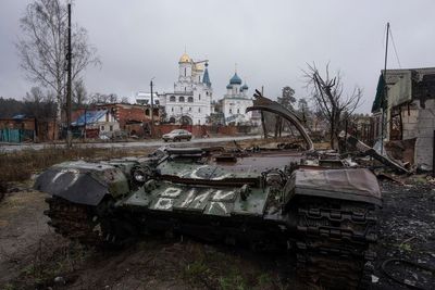 Ukraine hails U.S. military aid as cease-fire said to falter
