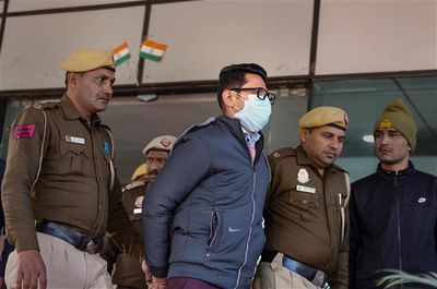 Air India Urination Case: Delhi Court Sends Shankar Mishra To 14 Days Judicial Custody