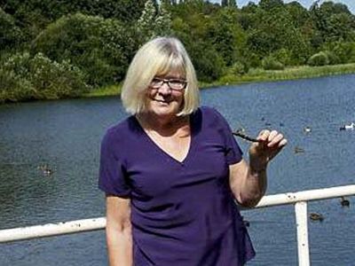 Great-grandmother with broken hip taken to hospital on gritter lid as she ‘was not eligible’ for ambulance