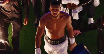 Anthony Joshua was left "confused" moments before Oleksandr Usyk loss