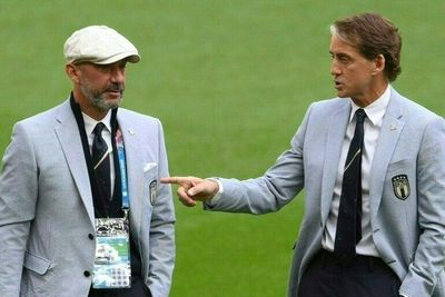 Italy coach Mancini grieves death of 'little brother' Vialli