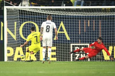 Villarreal dent champions Real Madrid's title hopes