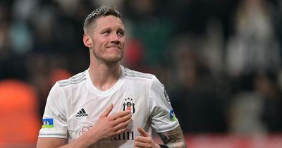 Wout Weghorst waves 'goodbye' to Besiktas fans as Manchester United target striker on loan