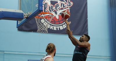 Bristol Flyers beat Leicester Riders as BBL’s three-horse race heats up